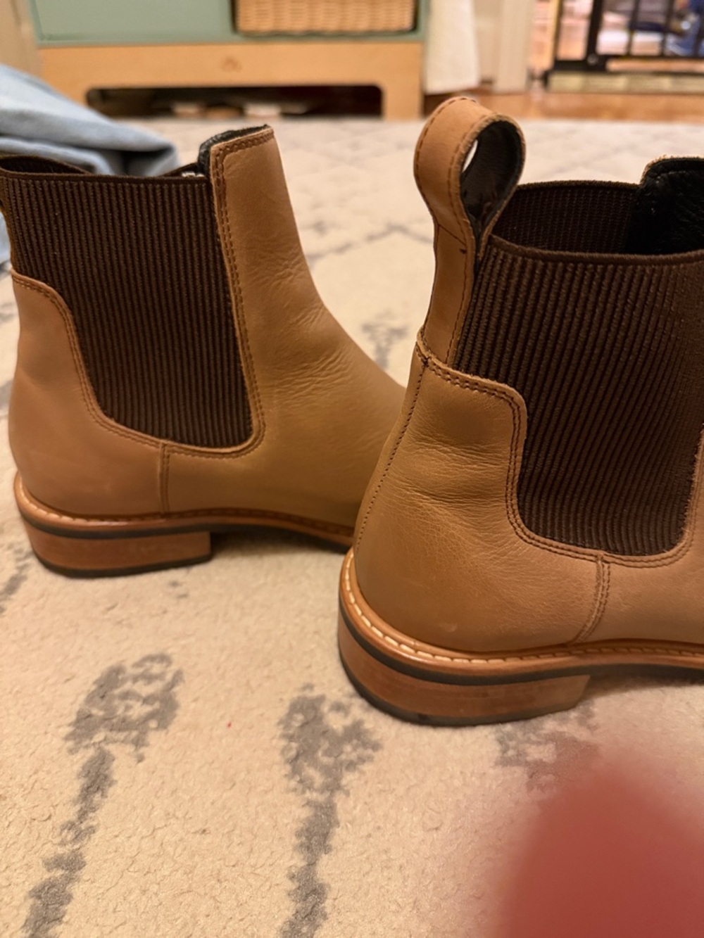 Nisolo Carmen Chelsea Boot in Almond US women’s size 9 - Picture 6 of 7